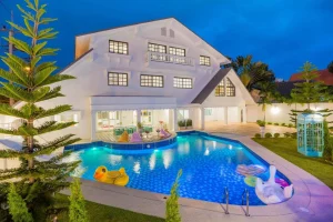 ที่พักพูลวิลล่าพัทยา จองที่ไหนดี โปรโมชั่นราคาถูก